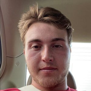 Meet your Posher, Aaron